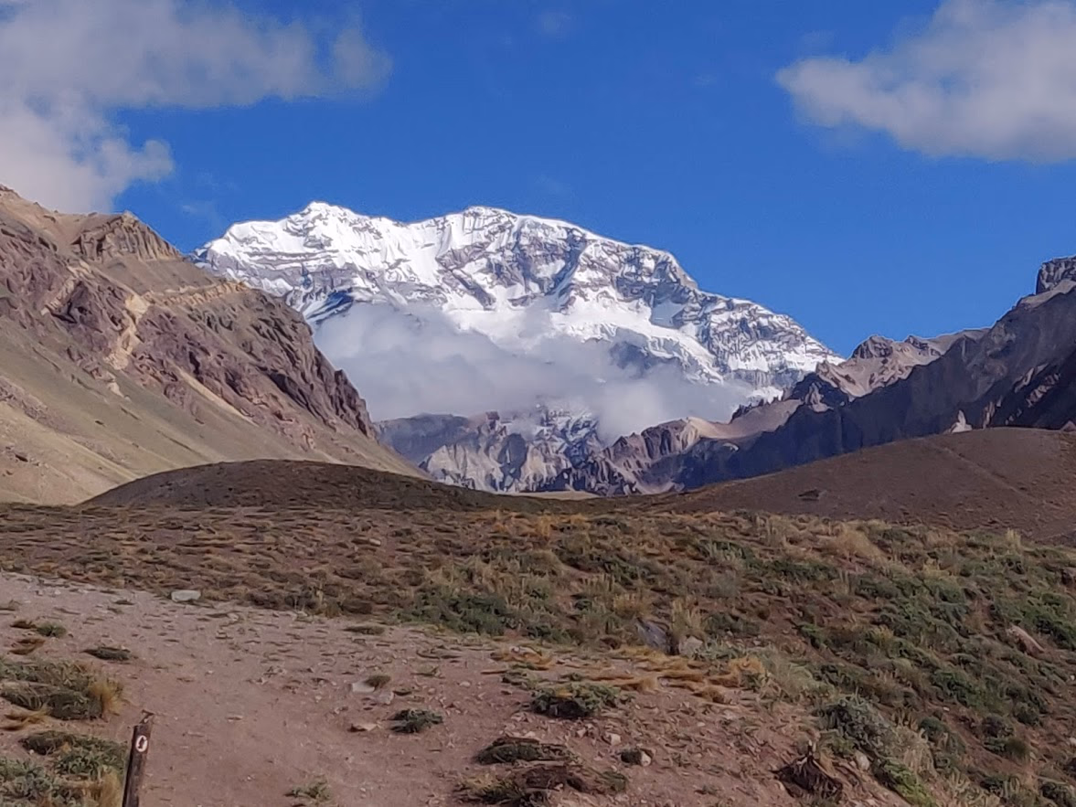 Getting closer to the Aconcagua peak.