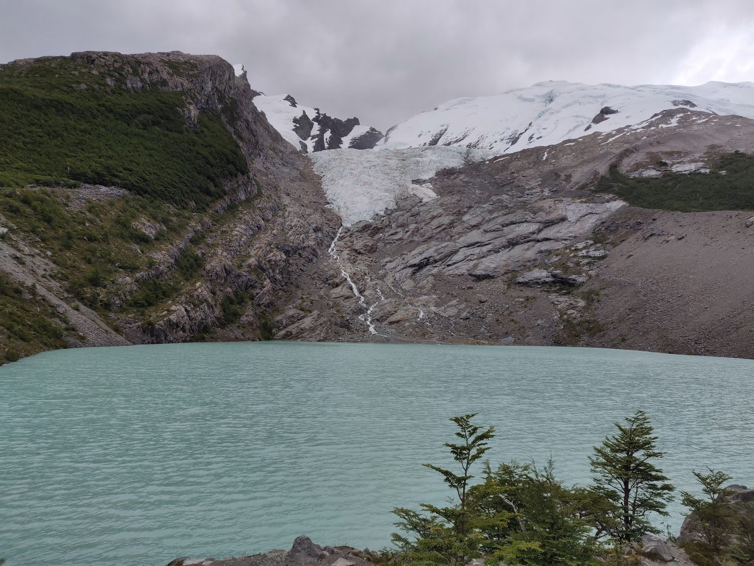 Huemul lake and glacier