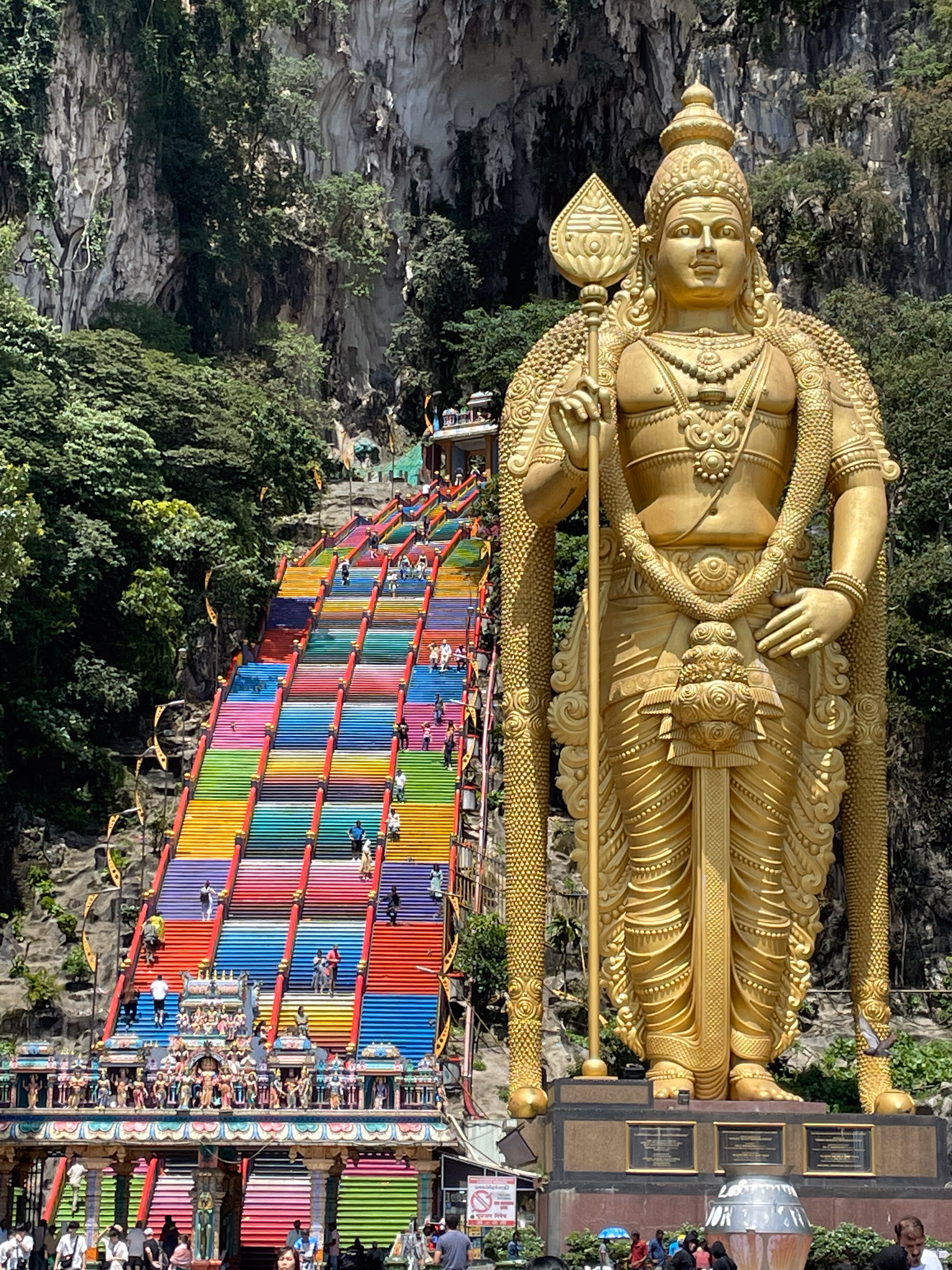 Batu Caves entrance with the giant statue of Lord Murugan.