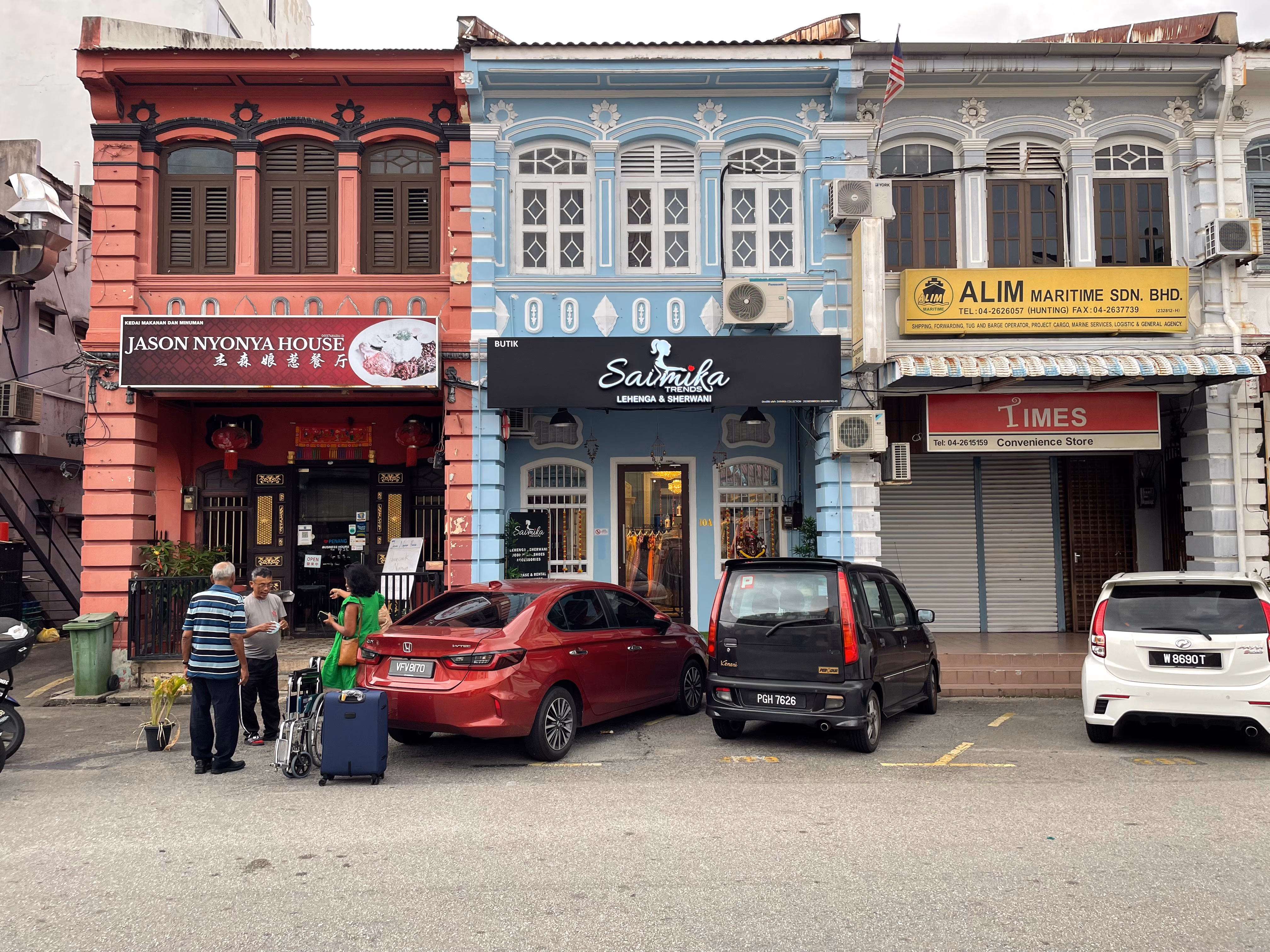 The colonial buildings in George Town.