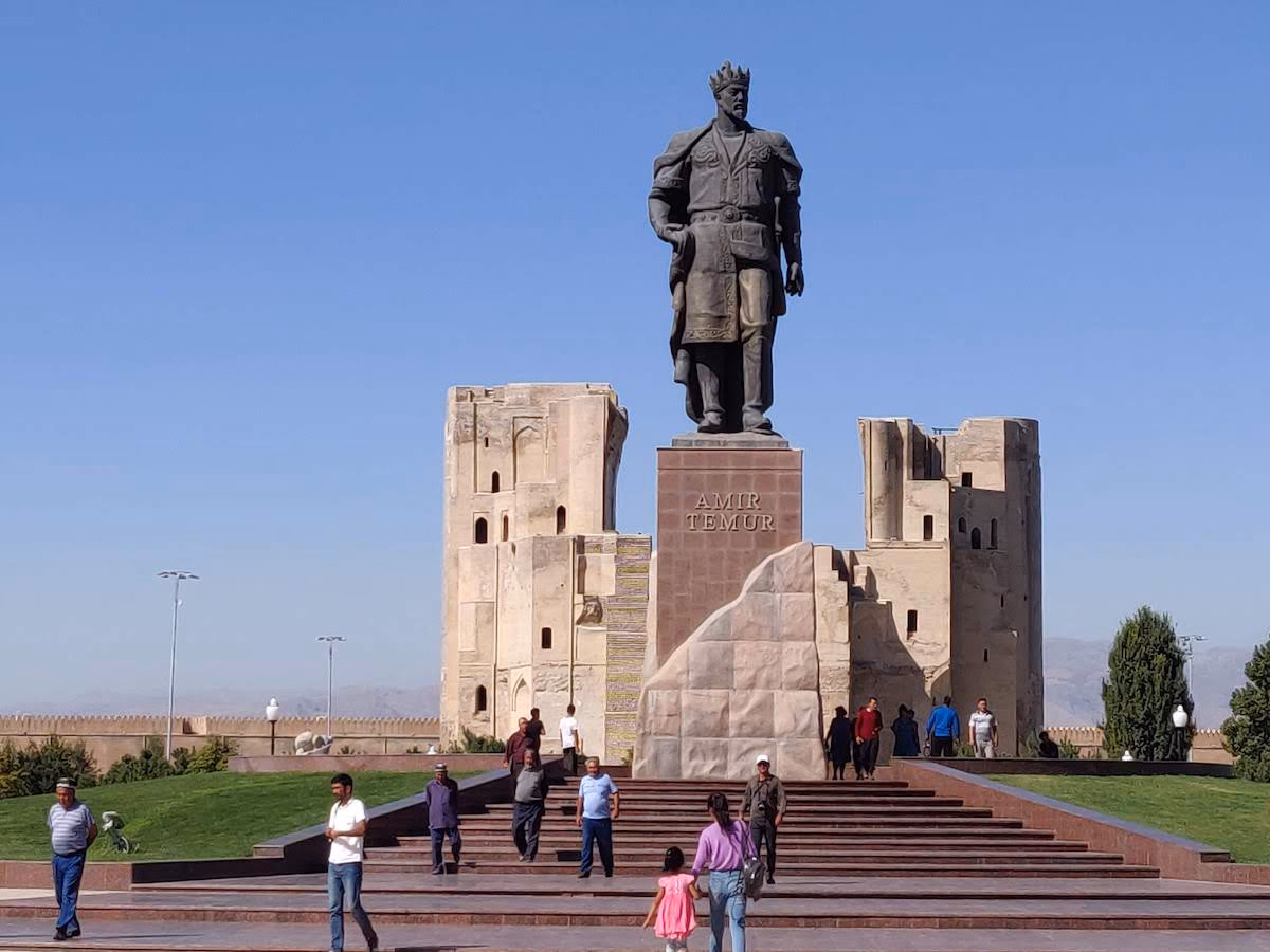 The statue of Amir Timur in Shahrisabz.